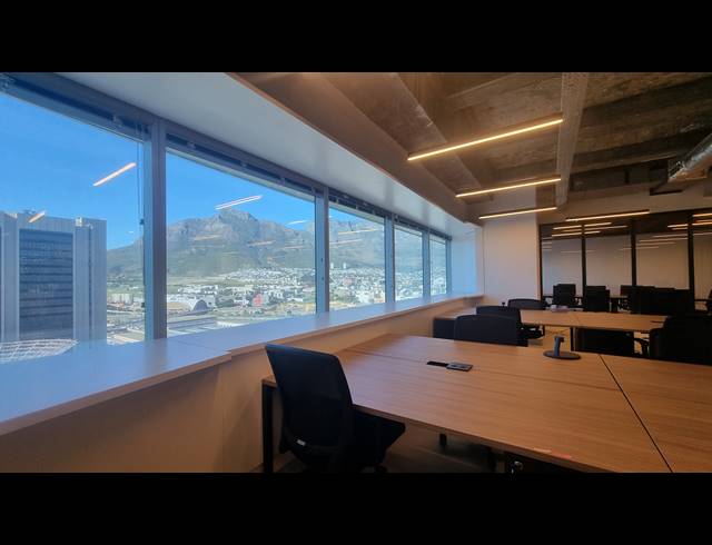 197M² OFFICE TO LET IN CAPE TOWN CITY CENTRE